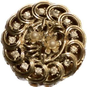 vintage unsigned gold tone vlear rhinestone flower brooch